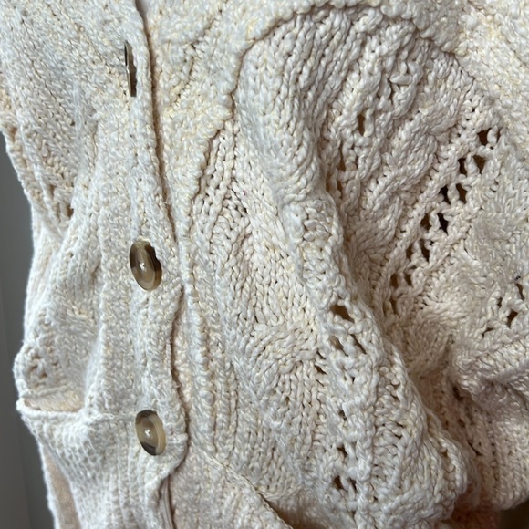 NWOT Free People - Cable Stitch Cardigan Button Front Cream Pockets  Size Small - Picture 8 of 13